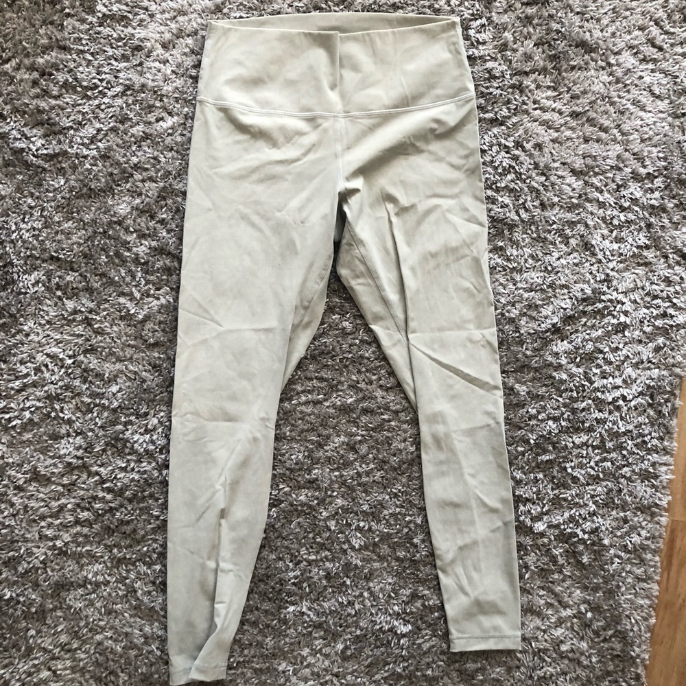 Lululemon Wunder Under High Rise Tight - Picture 2 of 6
